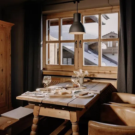 Alpenchalet 아파트 *